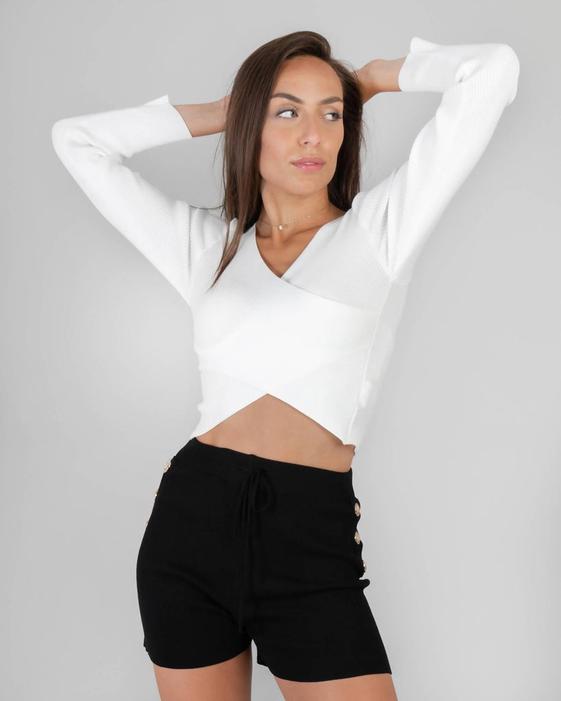 Croptop ribbed sweater with front crossover - LEIVIPMARKETPLACE